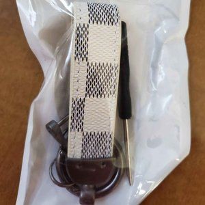 White and Grey checkered keychain